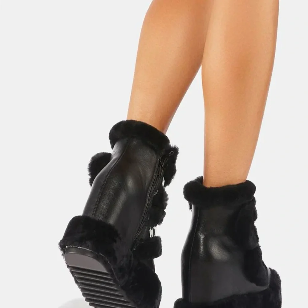Anthony Wang DIZZY DREAM WEDGE BOOTS Fur-Lined size 6 women’s cute new